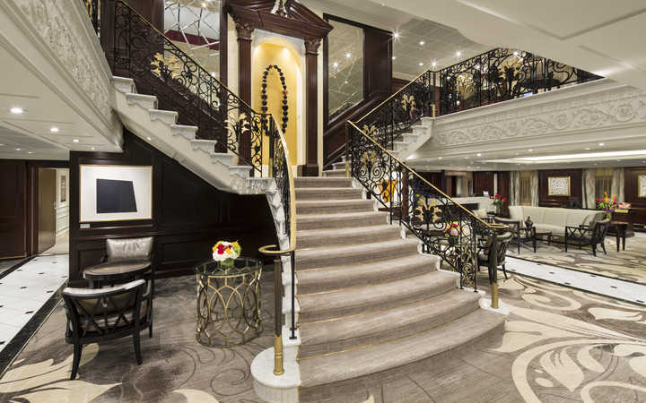 Bateau Azamara Journey